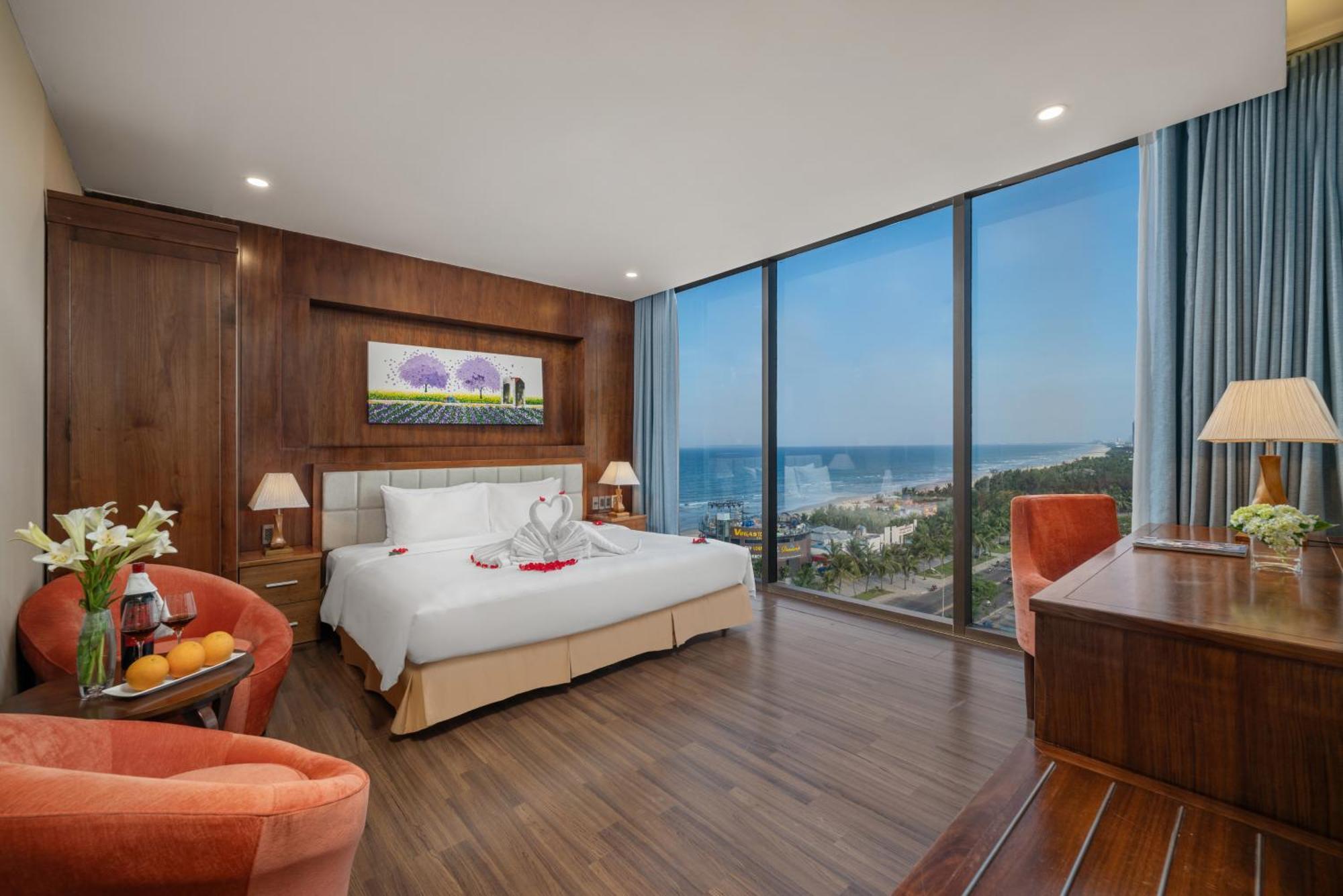 Yarra Ocean Suites Danang Bagian luar foto