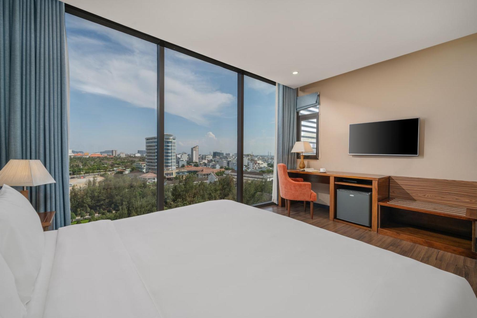 Yarra Ocean Suites Danang Bagian luar foto