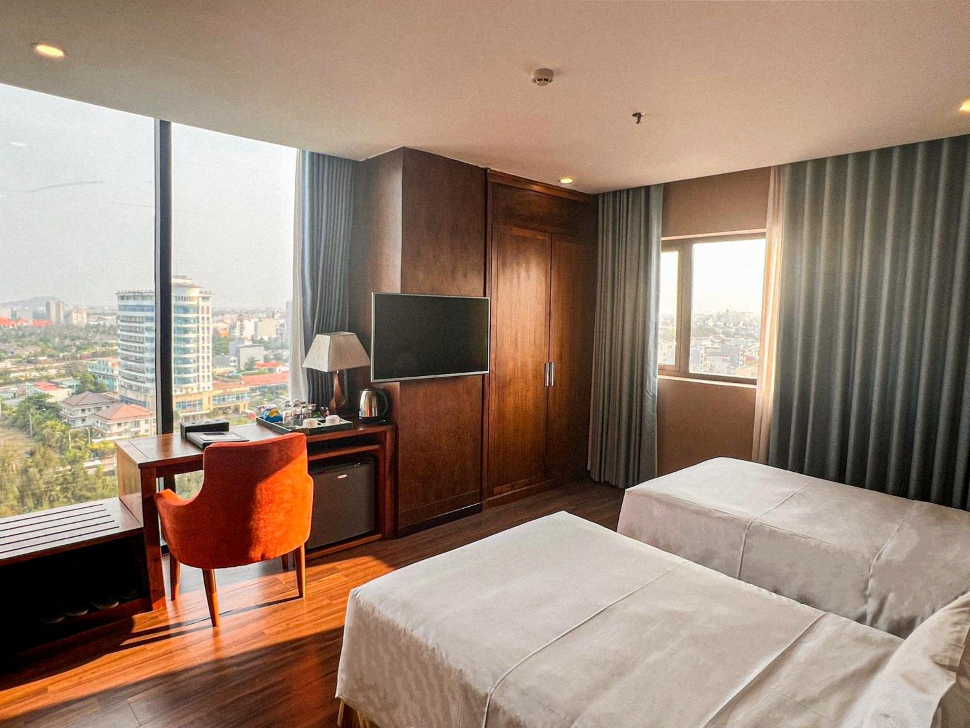 Yarra Ocean Suites Danang Bagian luar foto