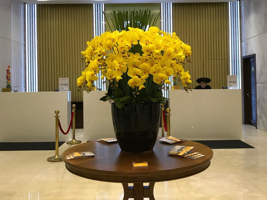 Yarra Ocean Suites Danang Bagian luar foto