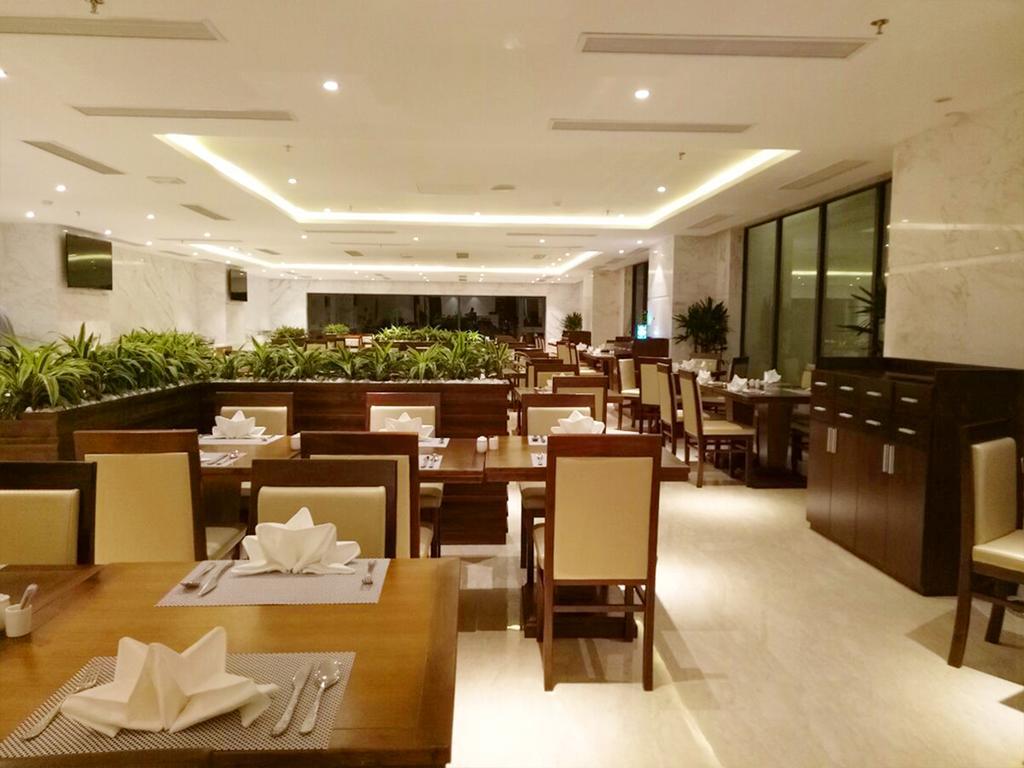 Yarra Ocean Suites Danang Bagian luar foto