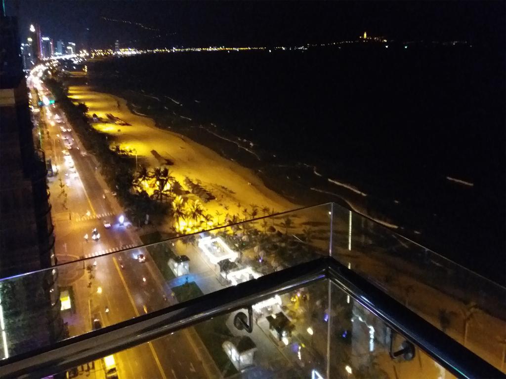 Yarra Ocean Suites Danang Bagian luar foto