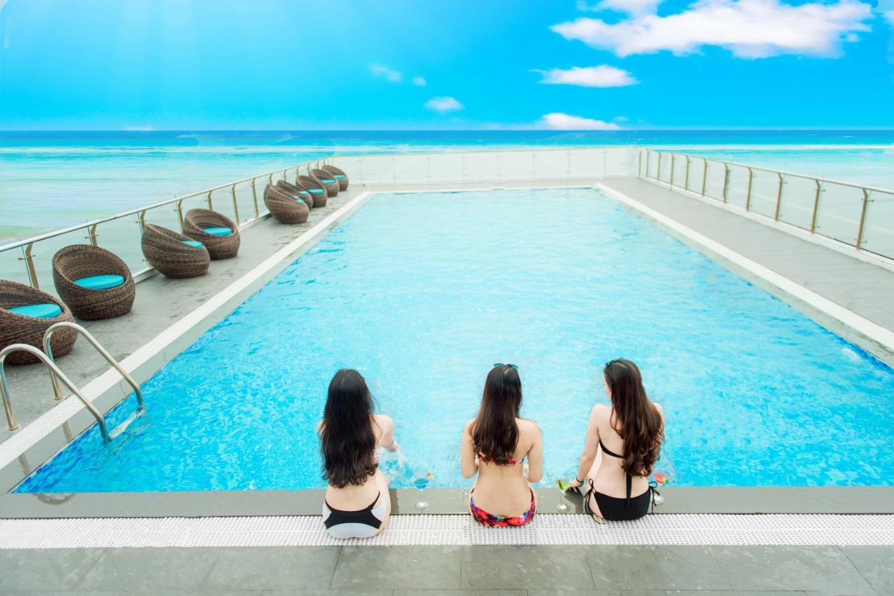 Yarra Ocean Suites Danang Bagian luar foto